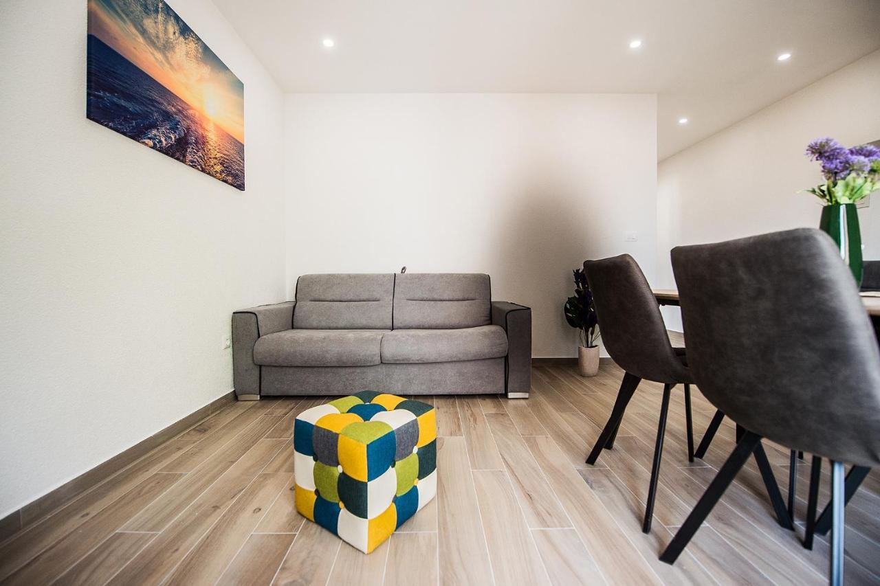 Apartmani Brdar Podstrana Esterno foto